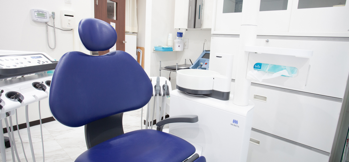 診療チェアと治療ユニット